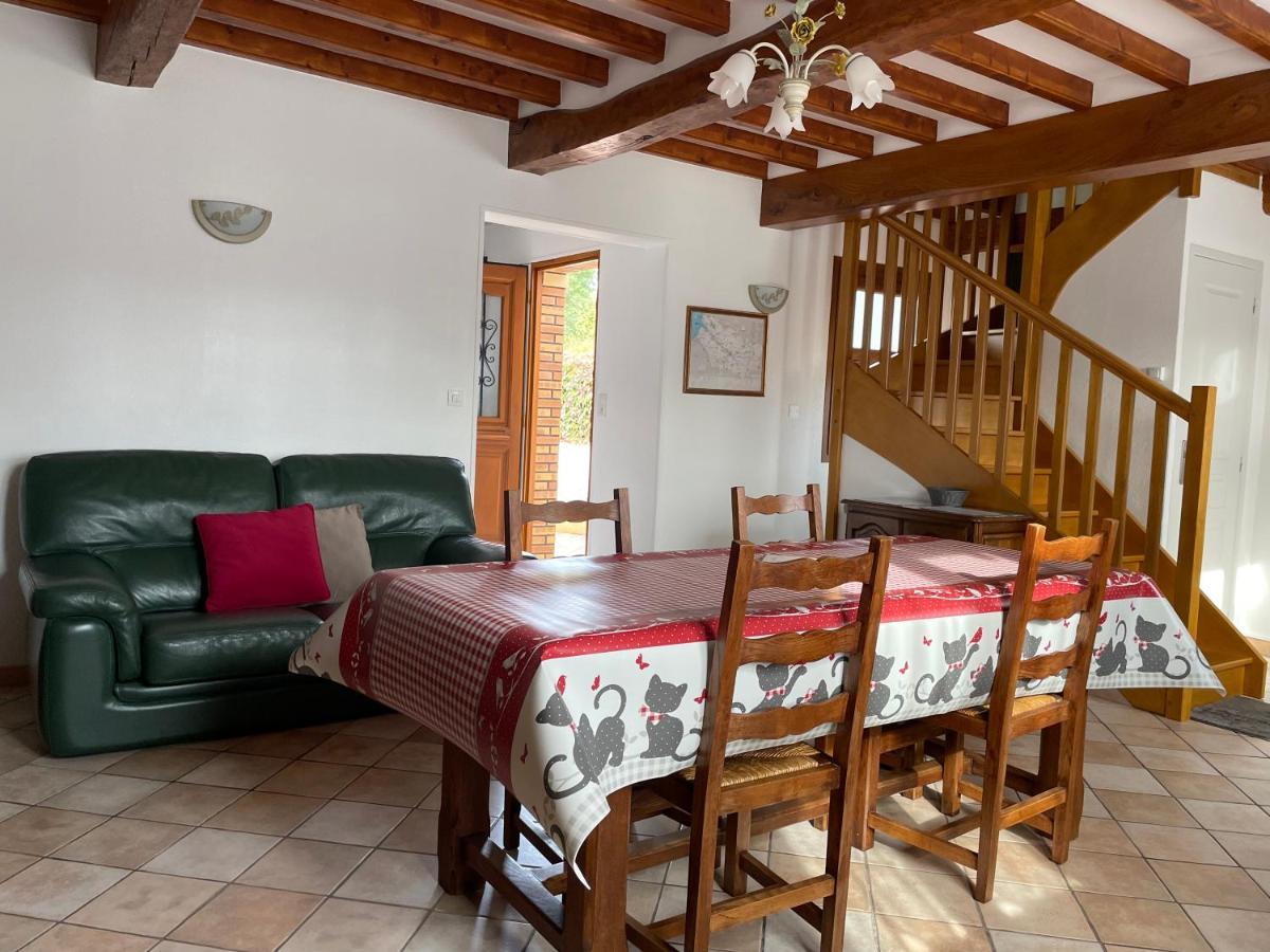 Villa Chez ma tante à Meneslies Extérieur photo